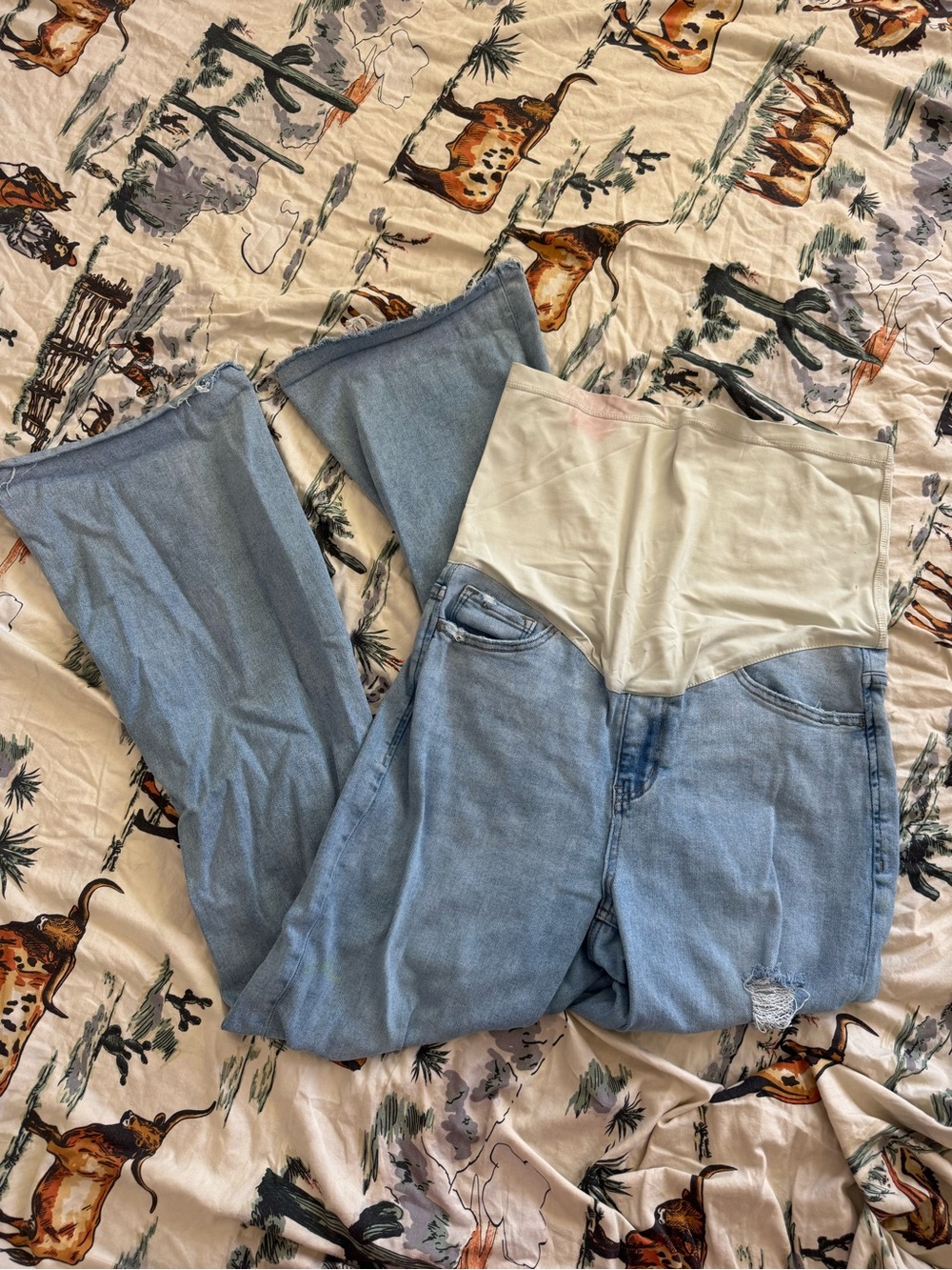 PinkBlush Maternity Raw Hem Barrel Leg Jeans | Size 30